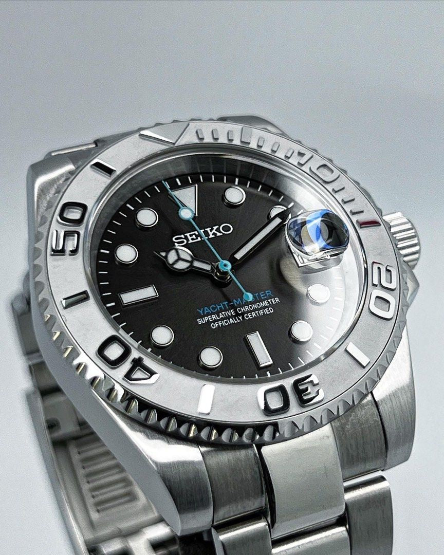 SEIKOYACHT SILVER MEN'S WATCH